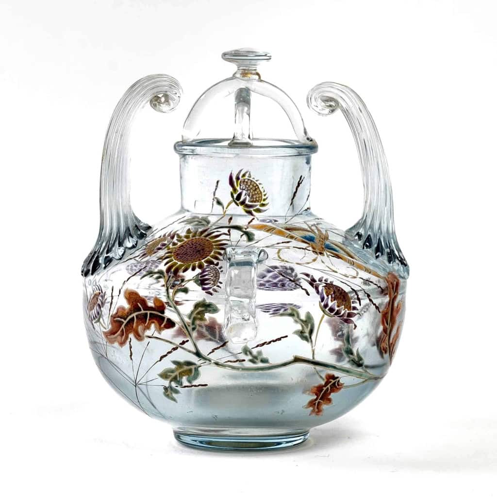 Vase Brûle-Parfums « Vol d’un Lépidoptère parmi des Gaillardes » verre clair de lune émaillé d’Emile Gallé | Biron |||||||||||||