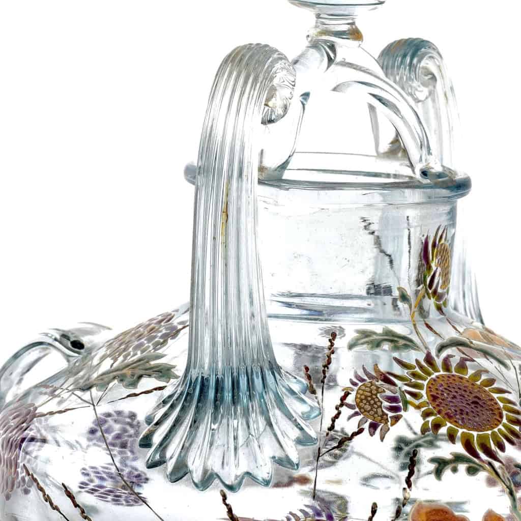 Vase Brûle-Parfums « Vol d’un Lépidoptère parmi des Gaillardes » verre clair de lune émaillé d’Emile Gallé | Biron Vase Brûle-Parfums "Vol d'un Lépidoptère parmi des Gaillardes" verre clair de lune émaillé d'Emile Gallé