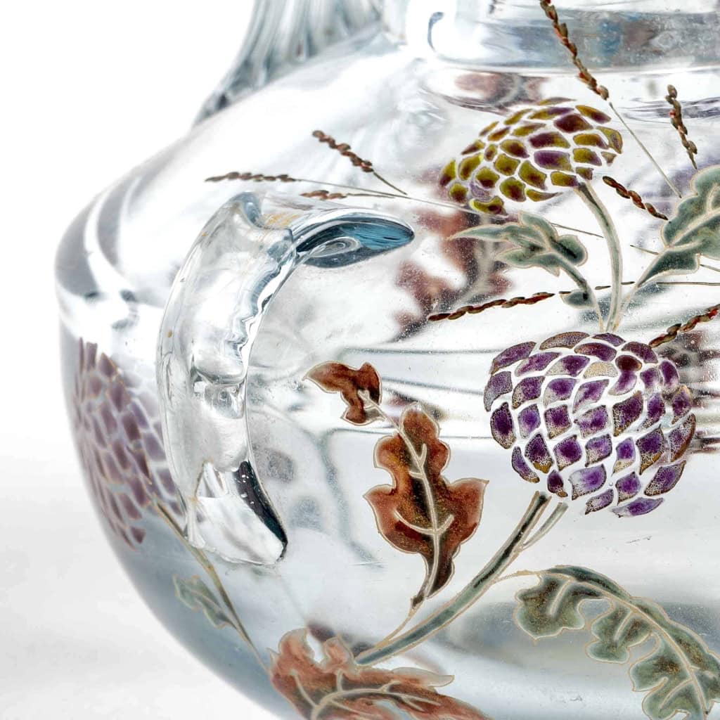 Vase Brûle-Parfums « Vol d’un Lépidoptère parmi des Gaillardes » verre clair de lune émaillé d’Emile Gallé | Biron Vase Brûle-Parfums "Vol d'un Lépidoptère parmi des Gaillardes" verre clair de lune émaillé d'Emile Gallé