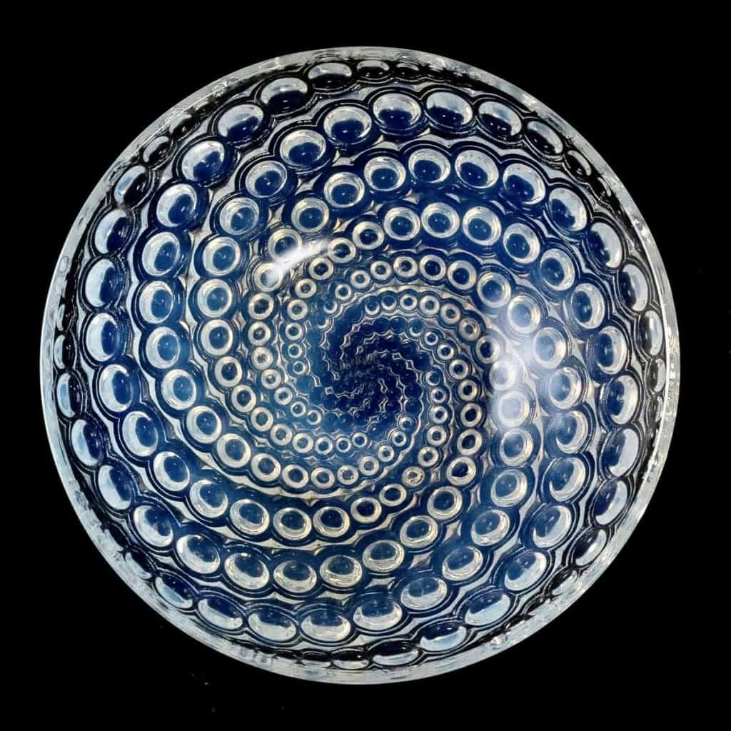 Coupe « Volutes » verre opalescent de René LALIQUE | Biron Coupe "Volutes" verre opalescent de René LALIQUE