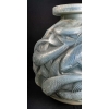 Vase « Salmonides » verre opalescent patiné gris de René LALIQUE | Biron Vase "Salmonides" verre opalescent patiné gris de René LALIQUE