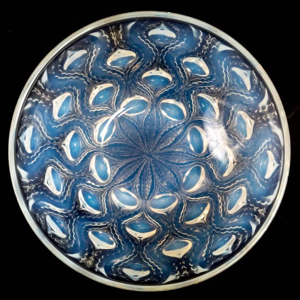 Coupe « Bulbes » verre opalescent de René LALIQUE | Biron Coupe "Bulbes" verre opalescent de René LALIQUE
