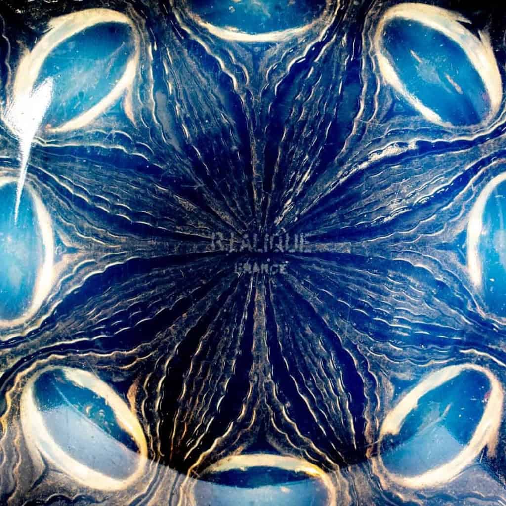 Coupe « Bulbes » verre opalescent de René LALIQUE | Biron Coupe "Bulbes" verre opalescent de René LALIQUE