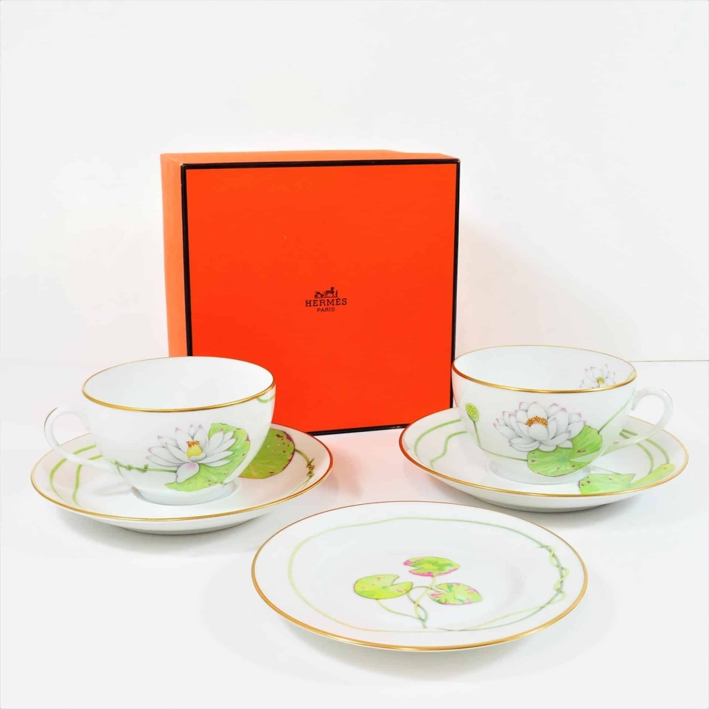 Hermes Paris « Le Nil », 2 tasses à déjeuner, 2 soucoupes, 1 assiette à pain | Biron ||
