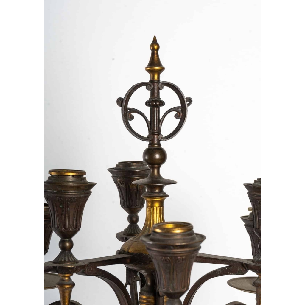 1 paire de bougeoirs de style néo classique ( Double patine brune et dorée )