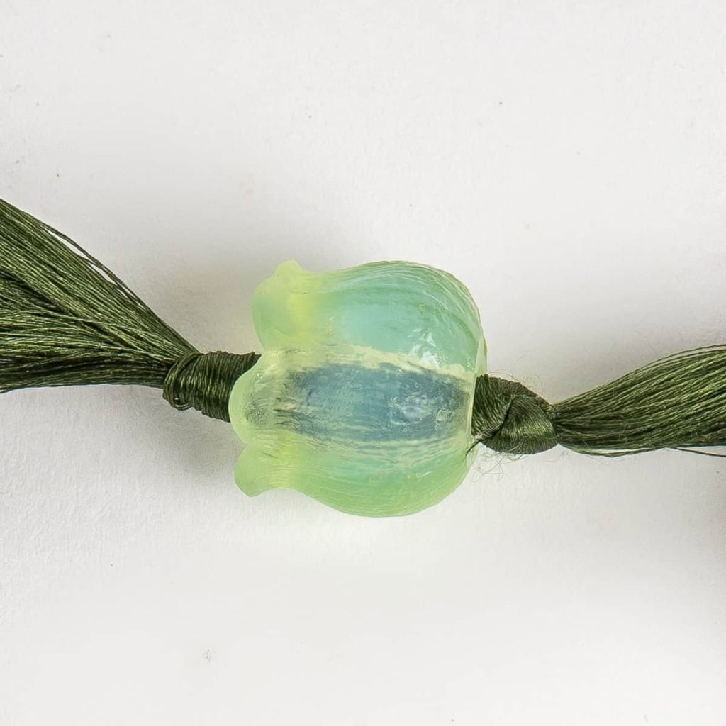 Collier Sautoir « Muguet » verre opalescent de René LALIQUE | Biron Collier Sautoir « Muguet » verre opalescent de René LALIQUE