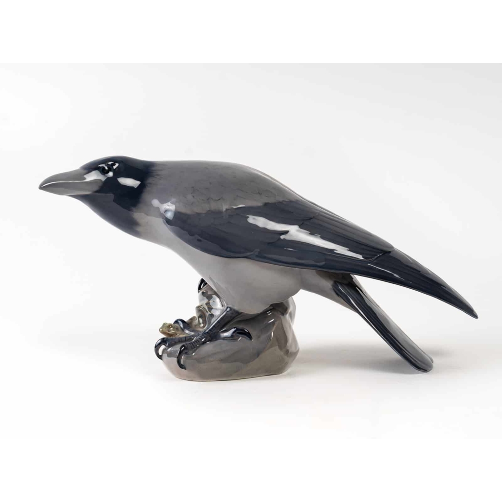 Corbeau et grenouille en porcelaine par royal Copenhague | Biron Corbeau et grenouille en porcelaine par royal Copenhague