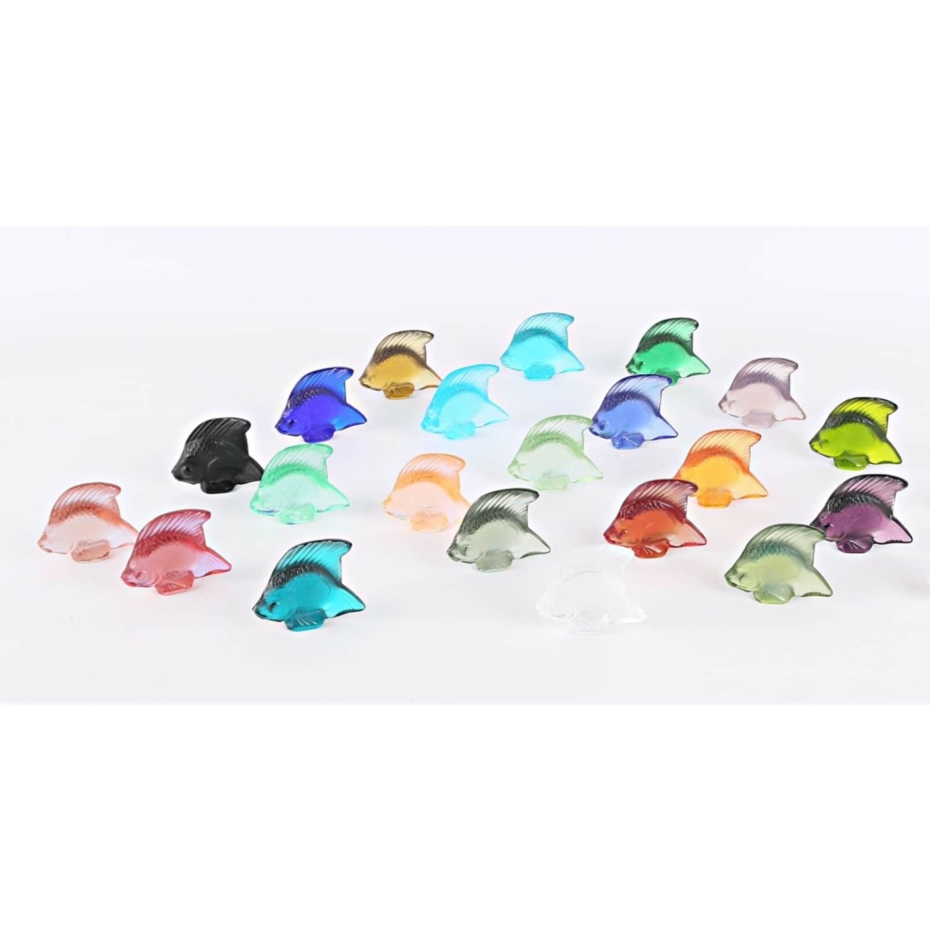 Lalique France, 1 poisson en cristal, plusieurs couleurs disponibles | Biron Lalique France, 1 poisson en cristal, plusieurs couleurs disponibles