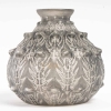 Vase « Fougères » verre blanc patiné gris de René LALIQUE | Biron |||||||
