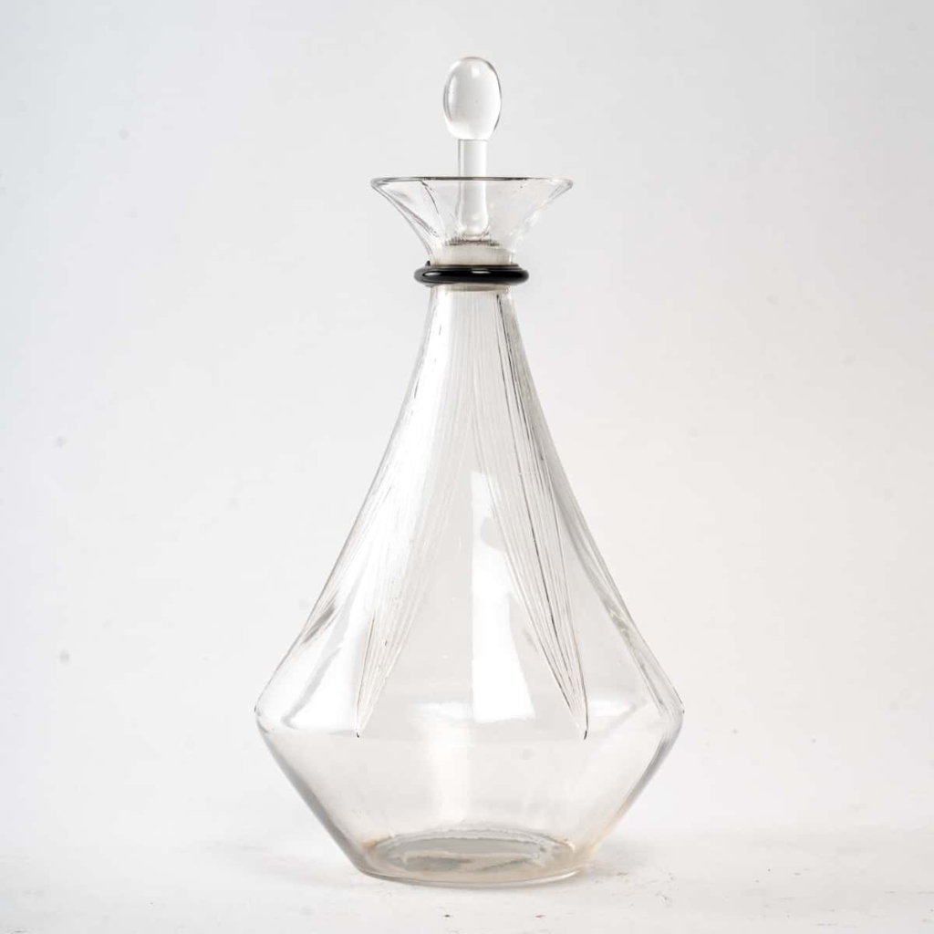 Carafe « Sélestat » verre blanc et verre noir de René LALIQUE | Biron Carafe "Sélestat" verre blanc et verre noir de René LALIQUE