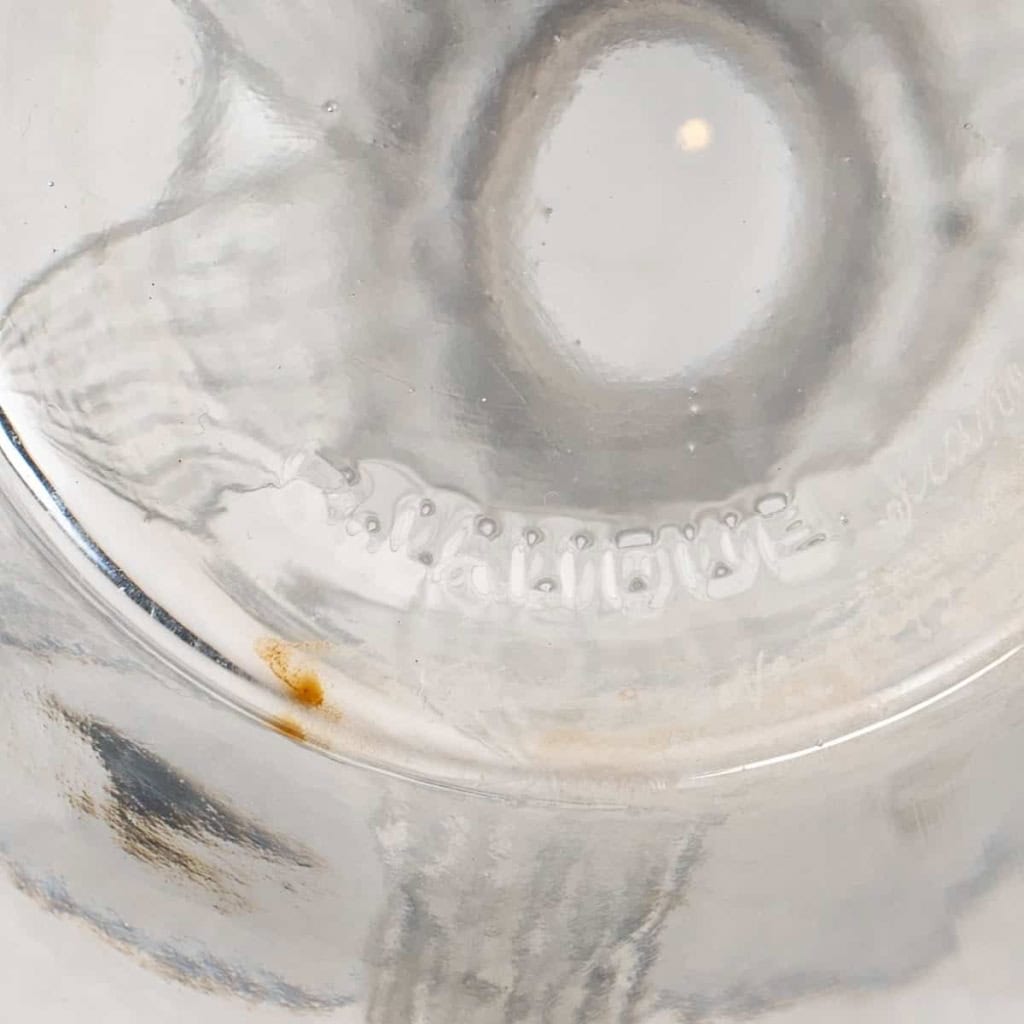 Carafe « Sélestat » verre blanc et verre noir de René LALIQUE | Biron Carafe "Sélestat" verre blanc et verre noir de René LALIQUE