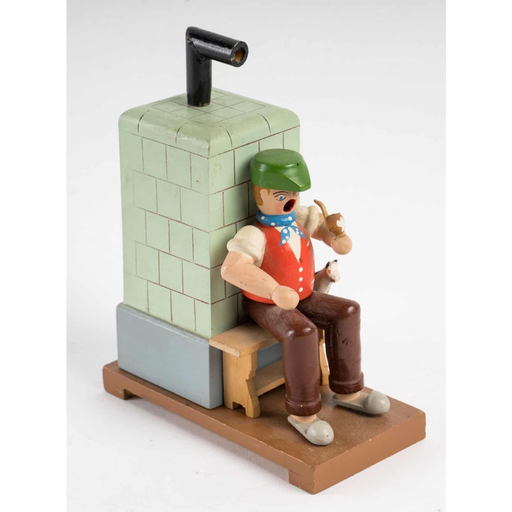 Supporte à Bougie, Art populaire, Bois sculpté, 1950. | Biron Supporte à Bougie, Art populaire, Bois sculpté, 1950.