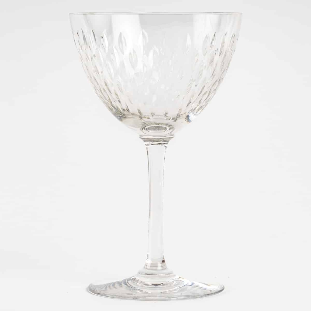 Service « Paris » cristal blanc taillé – 42 Pièces (40 Verres + 1 Carafe + 1 Pichet) de BACCARAT | Biron Service "Paris" cristal blanc taillé - 42 Pièces (40 Verres + 1 Carafe + 1 Pichet) de BACCARAT