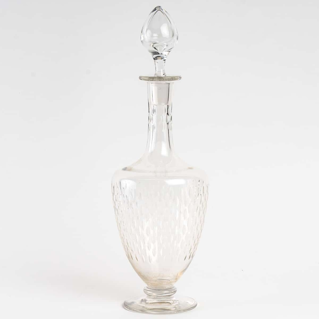 Service « Paris » cristal blanc taillé – 42 Pièces (40 Verres + 1 Carafe + 1 Pichet) de BACCARAT | Biron Service "Paris" cristal blanc taillé - 42 Pièces (40 Verres + 1 Carafe + 1 Pichet) de BACCARAT