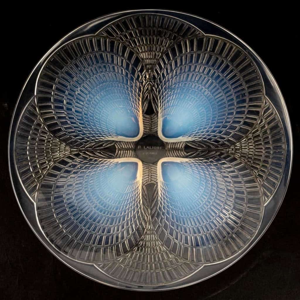 Assiette Plat « Coquilles » verre opalescent de René LALIQUE | Biron ||||||