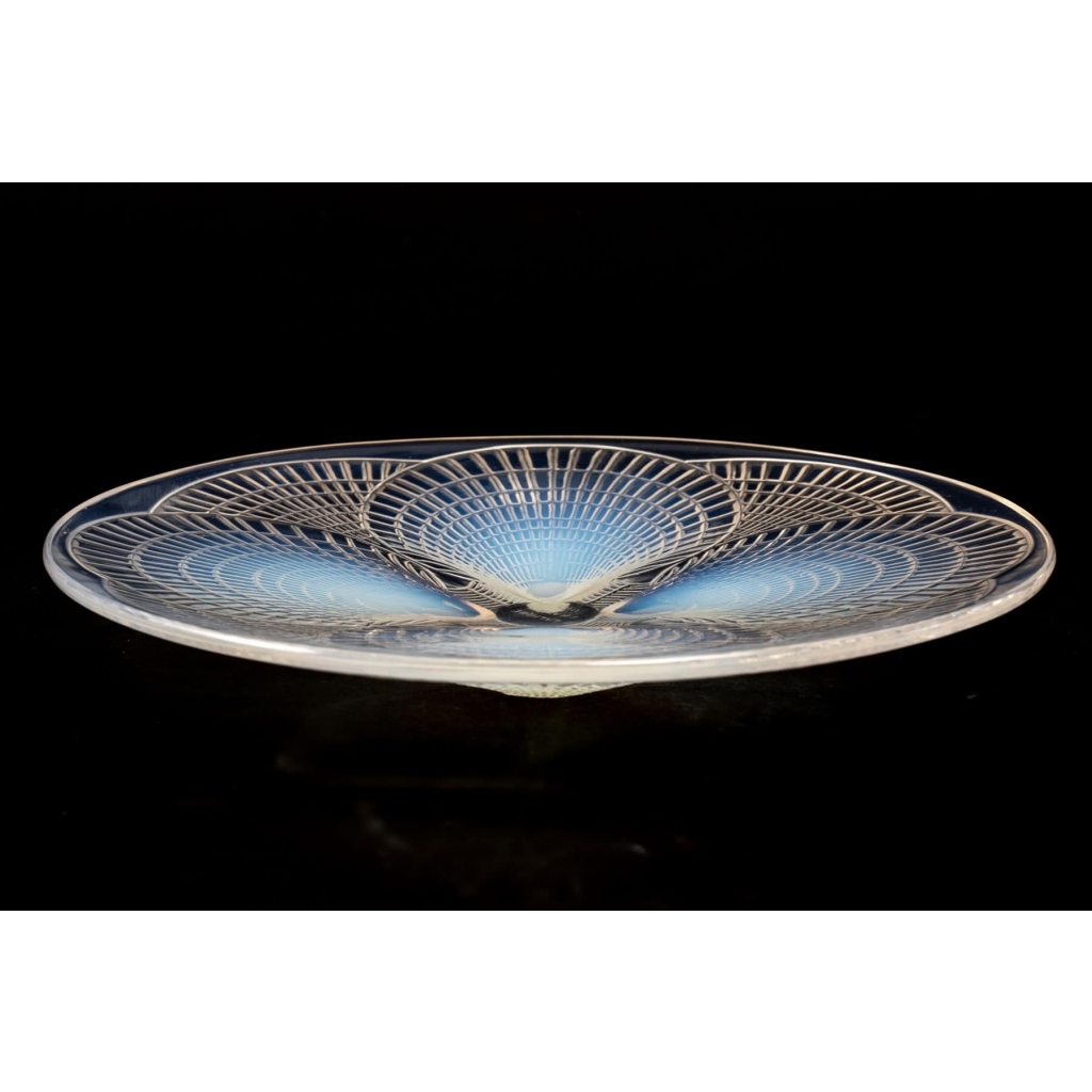 Assiette Plat « Coquilles » verre opalescent de René LALIQUE | Biron Assiette Plat "Coquilles" verre opalescent de René LALIQUE