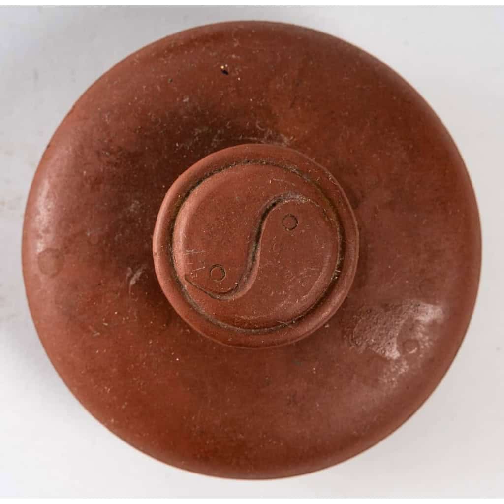 Théière, terre cuite, Art d’Asie, XXème siècle | Biron Théière, terre cuite, Art d'Asie, XXème siècle