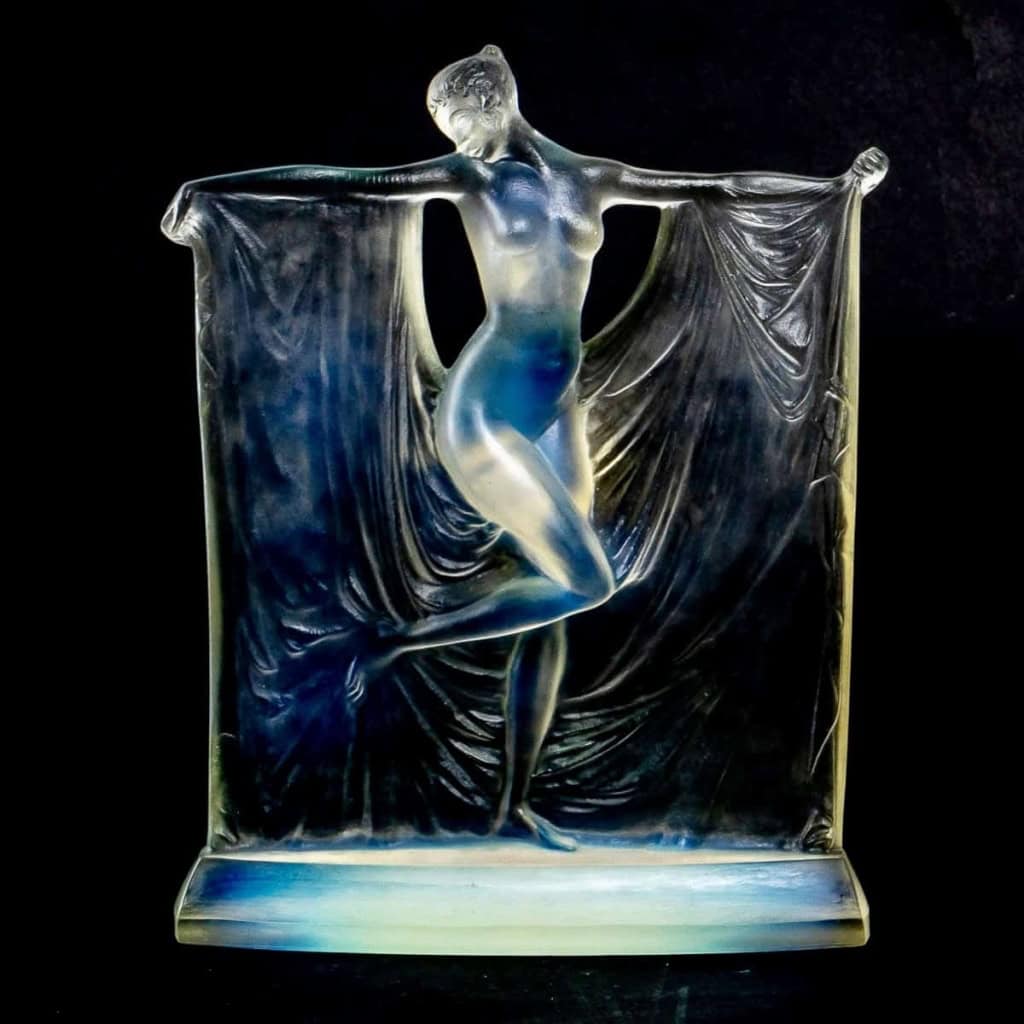 Statuette « Suzanne » verre opalescent de René LALIQUE | Biron |||||||||