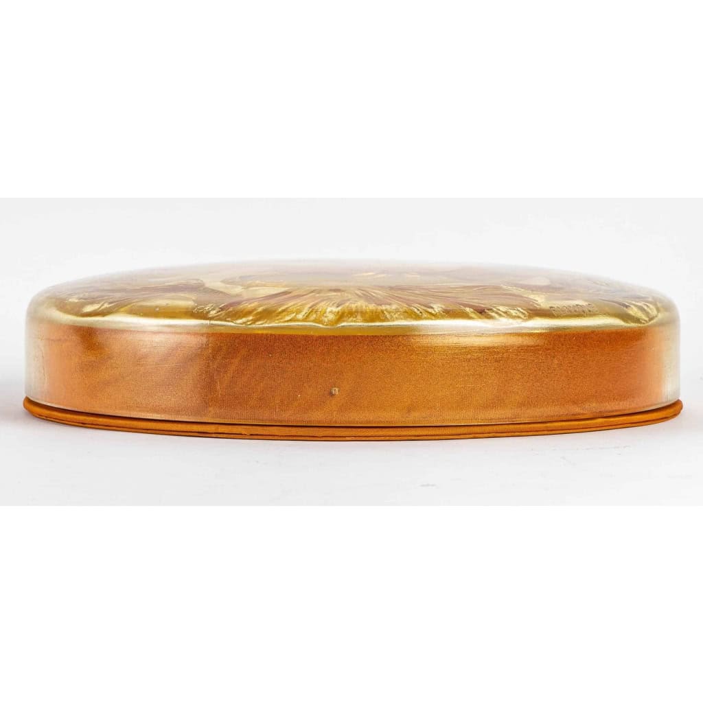 Boîte « Cyprins » verre jaune opalescent – vase satin orange de René LALIQUE | Biron Boîte « Cyprins » verre jaune opalescent - vase satin orange de René LALIQUE