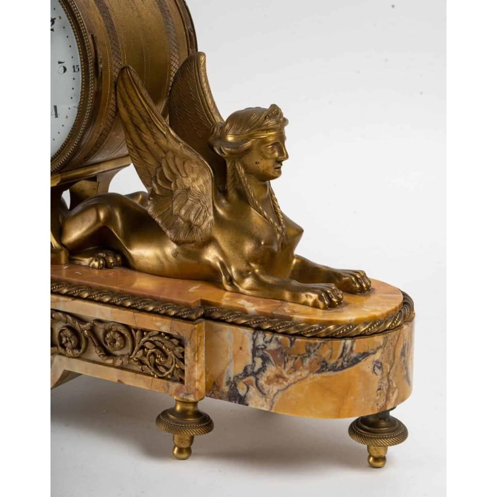 Pendule Napoléon III en bronze doré et marbre | Biron Pendule Napoléon III en bronze doré et marbre