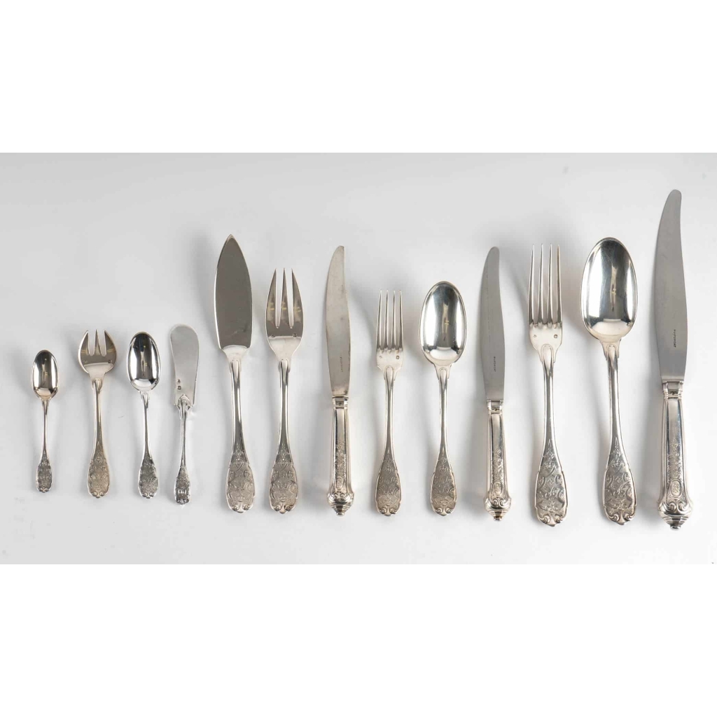 Ménagère « Elysée » Argent Massif (258 pièces + 35 pièces de service) de PUIFORCAT PARIS | Biron ||||||||||||||