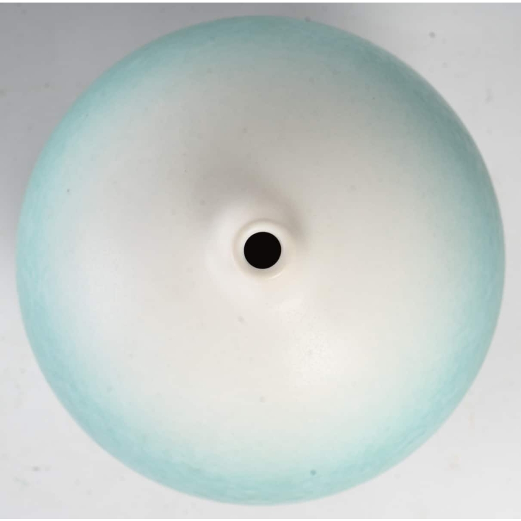 vase en porcelaine par Marc Uzan | Biron vase en porcelaine par Marc Uzan