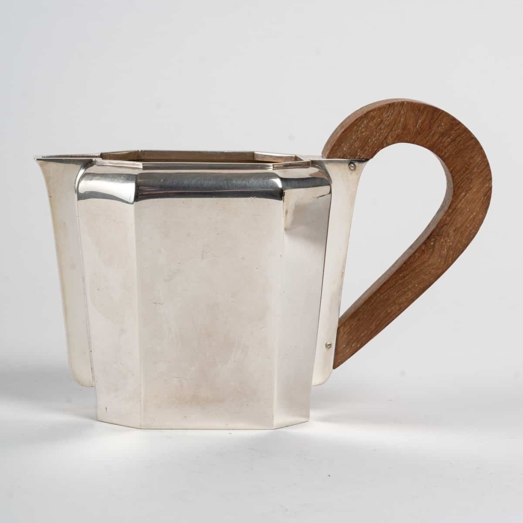 Service à Thé Et à Café à Pans Coupés Argent Massif Et Noyer de 1937 Jean E. PUIFORCAT | Biron Service à Thé Et à Café à Pans Coupés Argent Massif Et Noyer de 1937 Jean E. PUIFORCAT