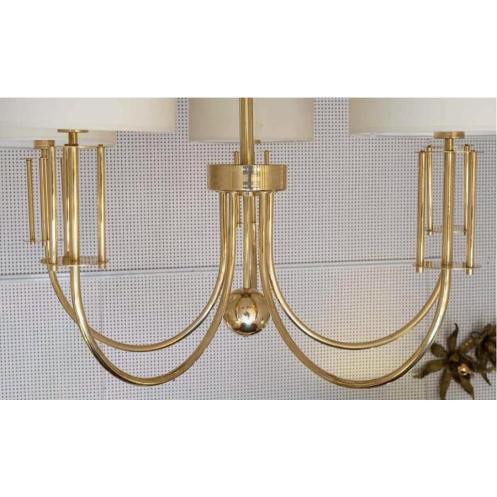 Grand lustre de 1970 en laiton doré de la Maison Roche | Biron Grand lustre de 1970 en laiton doré de la Maison Roche