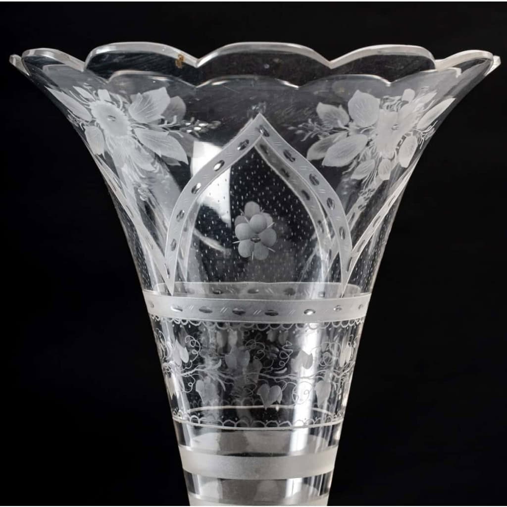 Coupe en cristal gravé et bronze coupe et cône soliflore 7