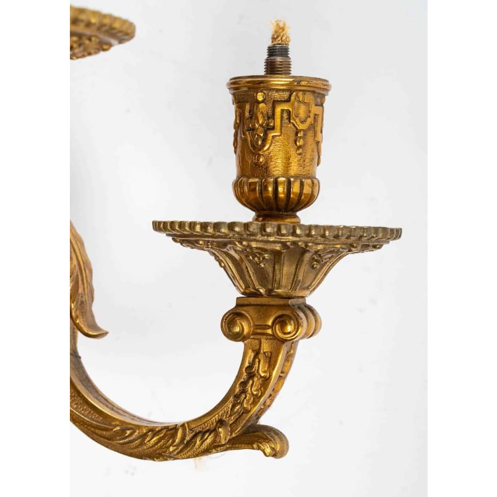 Série de 4 appliques Bronze doré poli vernis or style Louis XIV , 3 branches lumière
