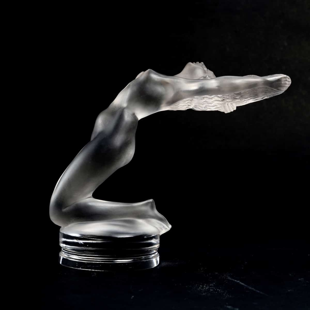 Mascotte « Chrysis » verre blanc de René LALIQUE | Biron Mascotte "Chrysis" verre blanc de René LALIQUE