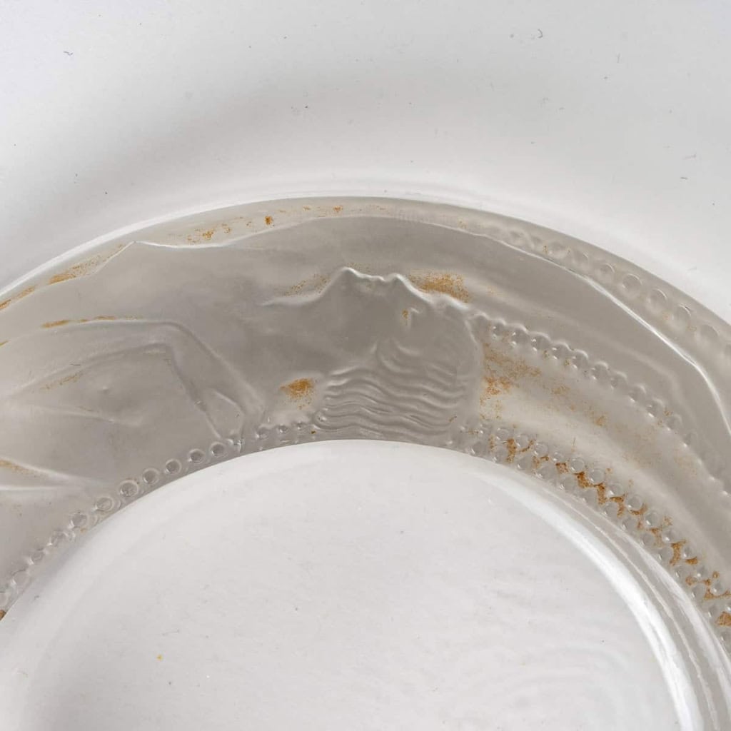 Cendrier « Anthéor » verre blanc de René LALIQUE | Biron Cendrier "Anthéor" verre blanc de René LALIQUE
