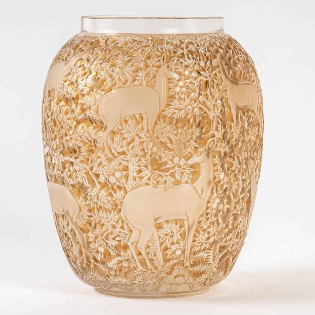 Vase « Biches » verre blanc patiné sépia de René LALIQUE | Biron ||||||