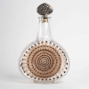 Carafe Reine Marguerite verre blanc émaillé marron patiné sépia bouchon métal de René LALIQUE | Biron |||||||||