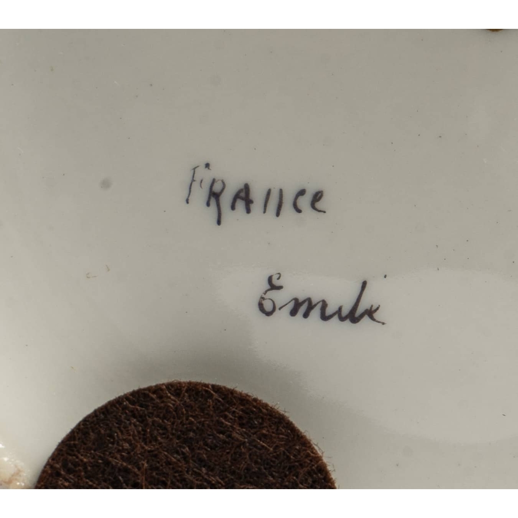 Paire de vases à scène galantes et fleurs , fin XIXème. | Biron Paire de vases à scène galantes et fleurs , fin XIXème.