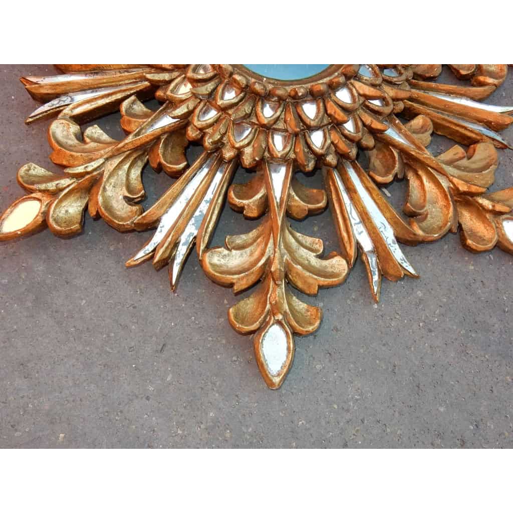 1970′ Miroir Soleil Décor Flocon De Neige, Bois Doré, Diamètre 72 cm | Biron 1970′ Miroir Soleil Décor Flocon De Neige, Bois Doré, Diamètre 72 cm