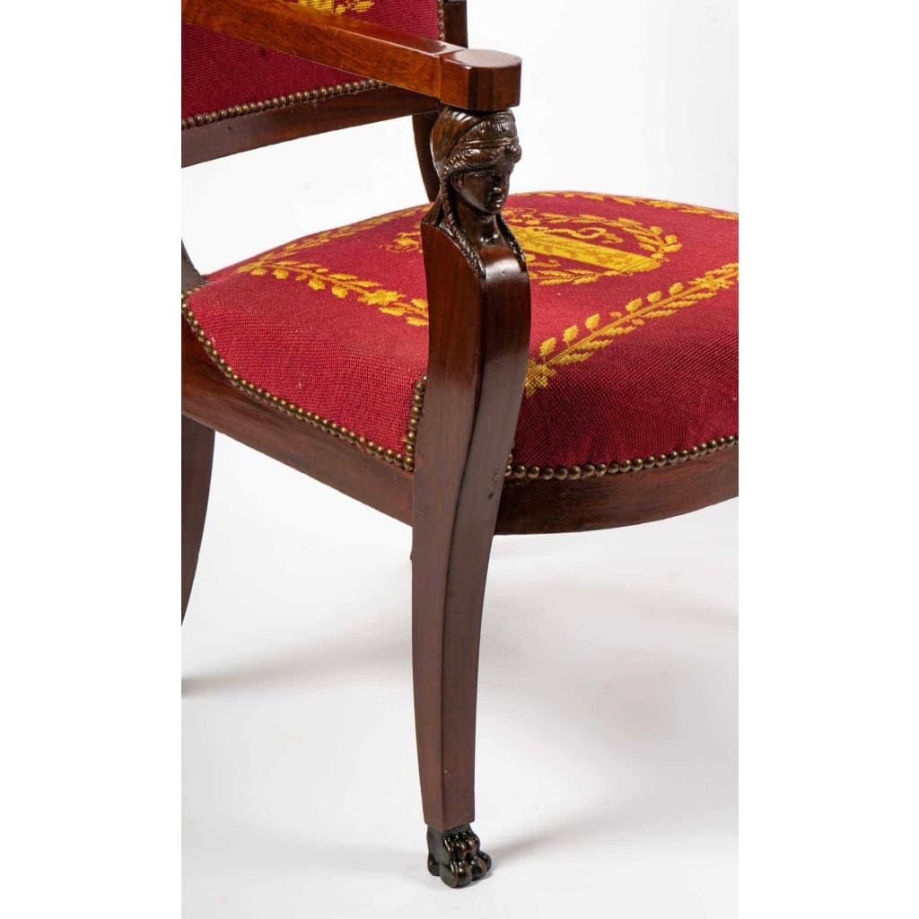 une paire de fauteuils aux egyptiennes d'epoque consulat