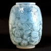 Vase « Monnaie du Pape » verre opalescent double couche patiné bleu de René LALIQUE | Biron |||||||