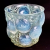 Vase « Oran » verre opalescent patiné bleu et vert de René LALIQUE | Biron Vase "Oran" verre opalescent patiné bleu et vert de René LALIQUE