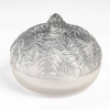 Boîte « Vallauris » verre blanc patiné bleu de René LALIQUE | Biron ||||||||