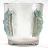 Seau à Champagne « Epernay » verre blanc patiné vert de René LALIQUE | Biron Seau à Champagne "Epernay" verre blanc patiné vert de René LALIQUE