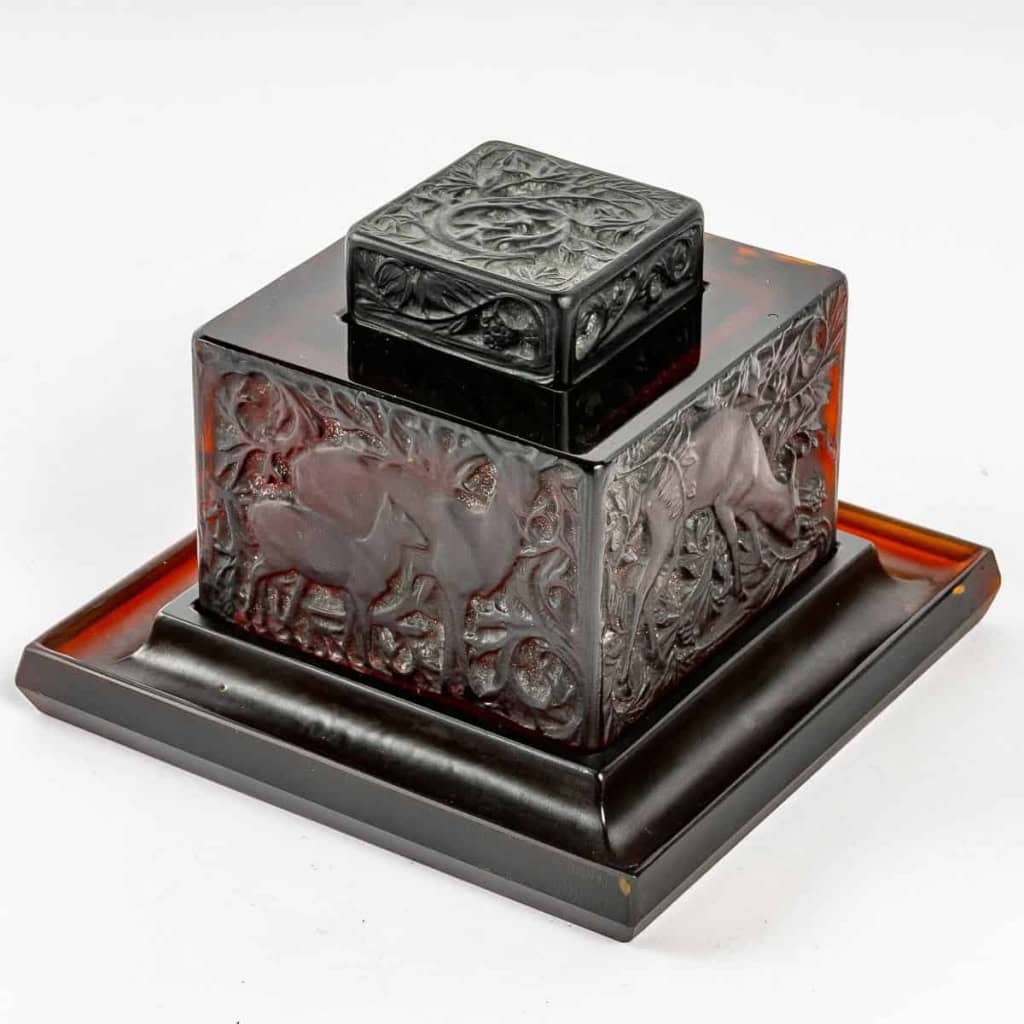 Encrier « Biches » complet verre rouge ambré de René LALIQUE | Biron Encrier "Biches" complet verre rouge ambré de René LALIQUE