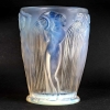 Vase « Danaïdes » verre opalescent de René LALIQUE | Biron Vase "Danaïdes" verre opalescent de René LALIQUE