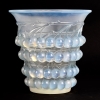 Vase « Montmorency » verre opalescent patiné bleu de René LALIQUE | Biron |||||||