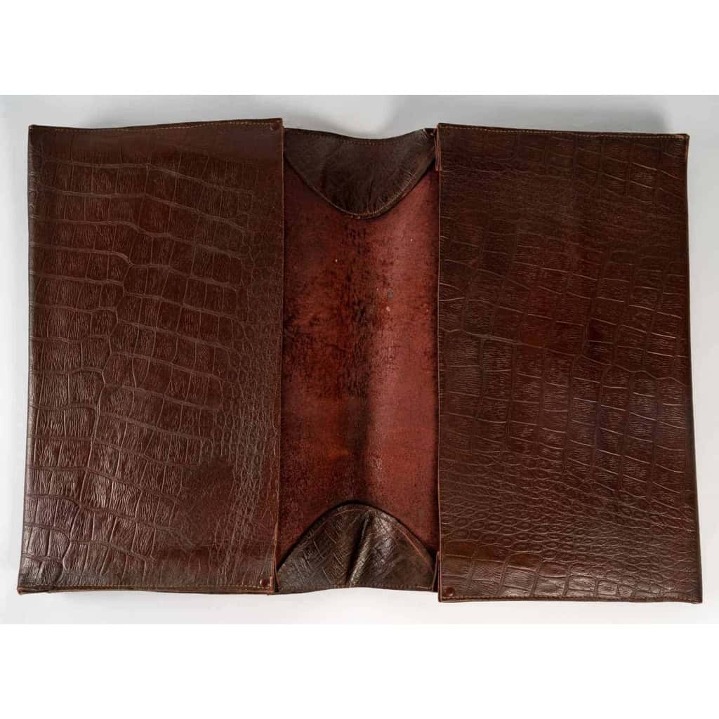 Serviette porte-document en cuire façon crocodile, XXème siècle | Biron Serviette porte-document en cuire façon crocodile, XXème siècle