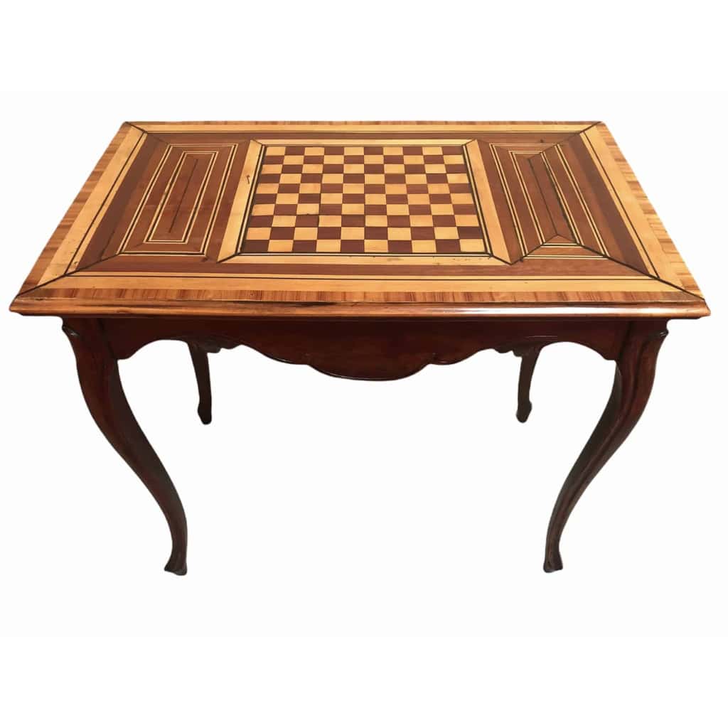 Table à jeux 18ème siècle de style Louis XV en noyer Travail Grenoblois | Biron |||||