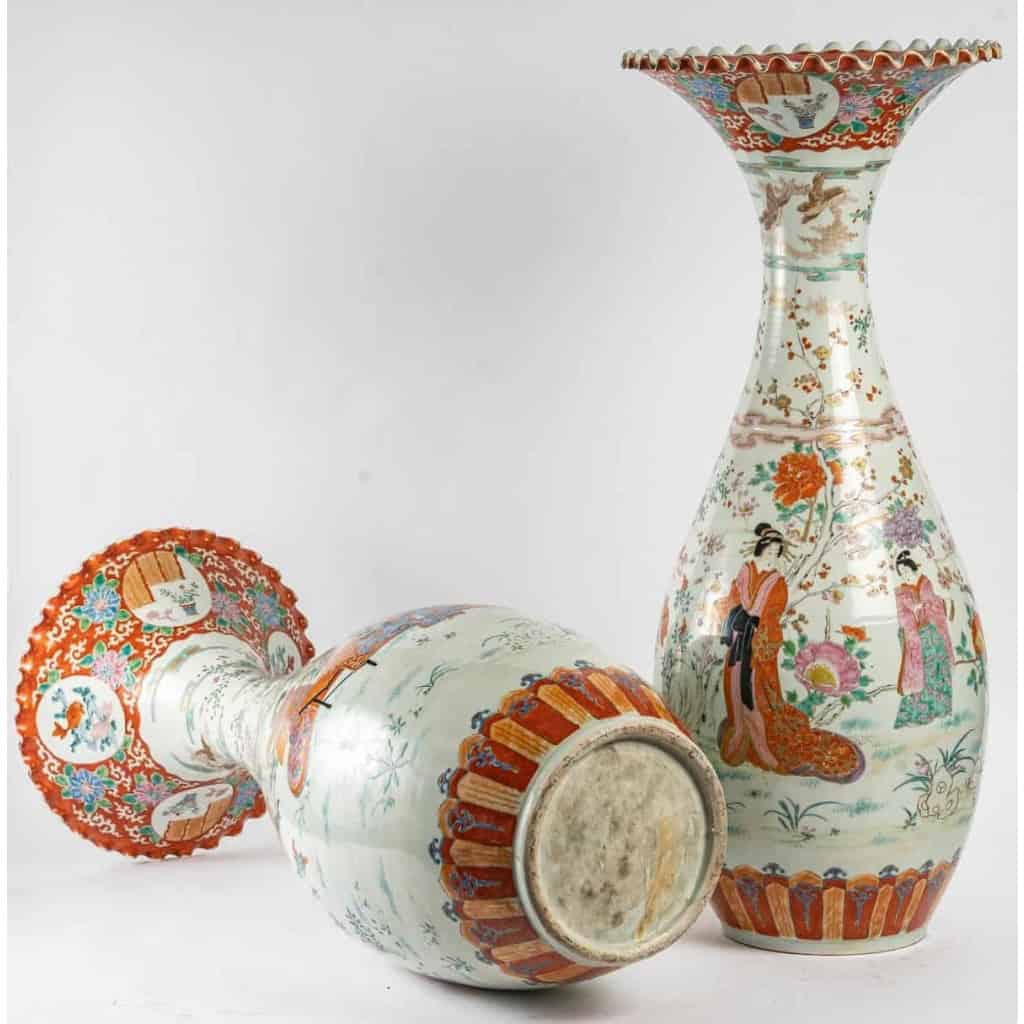 Paire de grands vases japonais, ère Meiji, circa 1900 | Biron Paire de grands vases japonais, ère Meiji, circa 1900