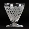 Service « Alhambra » cristal gravé de BACCARAT – 56 verres, 1 carafe | Biron Service "Alhambra" cristal gravé de BACCARAT - 56 verres, 1 carafe