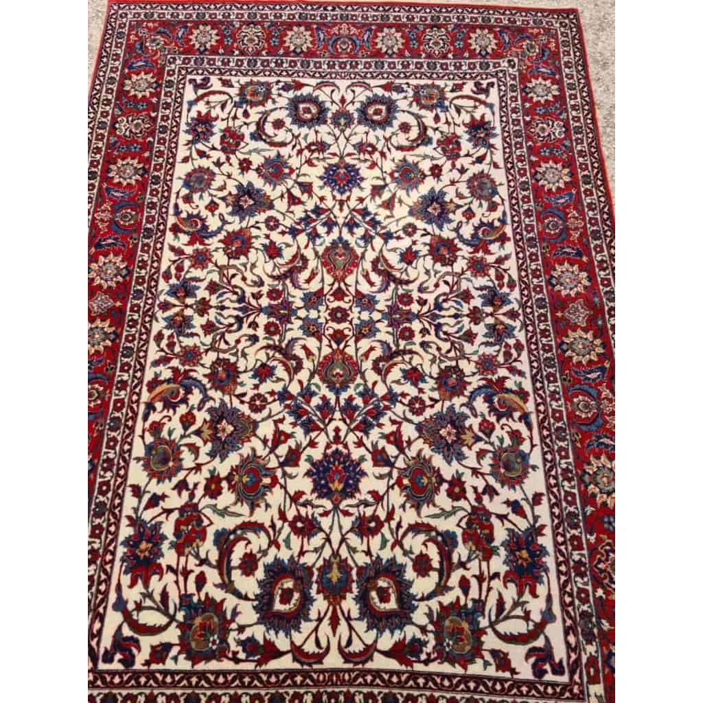 Tapis Ispahan Laine Et Trame Soie – Epoque Du Shah Vers 1950 | Biron Tapis Ispahan Laine Et Trame Soie - Epoque Du Shah Vers 1950