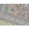 Grand Tapis Ghoum Tout Soie Signé atelier impérial epoque du shah – Iran Vers 1970 | Biron Grand Tapis Ghoum Tout Soie Signé atelier impérial epoque du shah - Iran Vers 1970